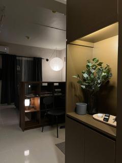 Industrial Chic Studio with Sunset Views , Ash and Oak - 0