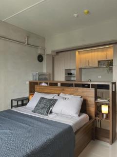 Industrial Chic Studio with Sunset Views , Ash and Oak - 2