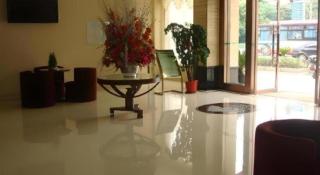 GreenTree Inn Shanghai Songjiang Xinqiao Jiuxin Road Express Hotel - 1