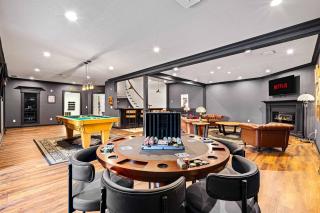 Heated Pool, Hot Tub, Mini Golf, Theater-Sleeps 28 - 2