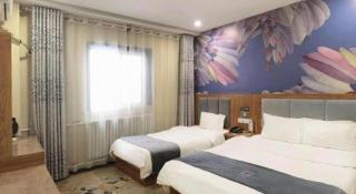 PAI Hotel Chengde Pingquan Central Square - 1