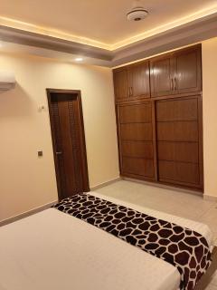 Furnished 3BR with Maid Room Apartment in E-11 - 1