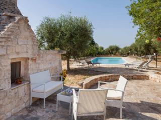 Locorotondo Stone House with Underground Pool for 6 - 9