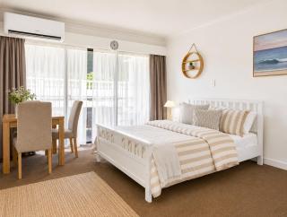 Riverside Executive Studio Apartment - 9