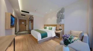 Green Tree Inn Express Heze University Town - 1