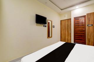 Hotel manyam palace - 3