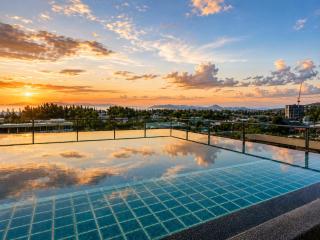 Aristo 1BR Coastal Escape Surin Beach - 0