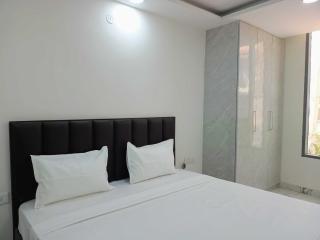 Hotel O Metro Stay - 2