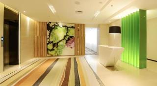 Echeng Hotel Qinzhou Bay Plaza East High-speed Railway Station - 2