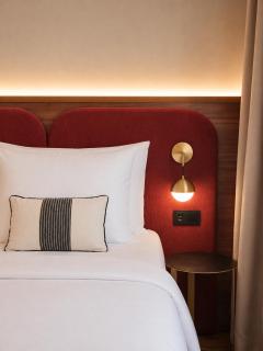 Carlton Boutique Hotel - NEW OPENING - 9