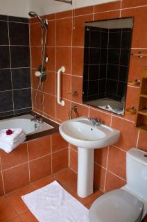 Croagh Patrick Apartment, Bertra Strand, Westport - 3