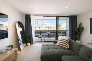 The Elevated Escape 3-Story Townhome - Melbourne - 4