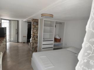 Elina Apartments - 2