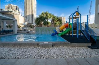 Level 28 Luxury Ocean Views & Parking - Gold Coast - 4