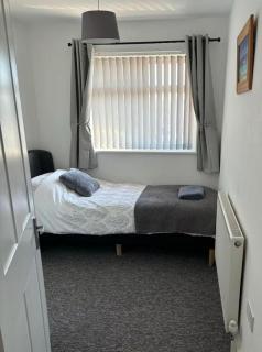 Stylish 3 bedroom house - 5