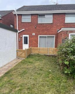 Stylish 3 bedroom house - 2