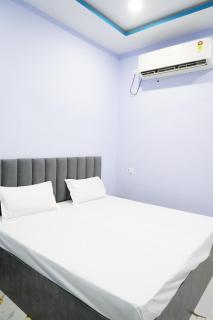 urmila paying guest house - 1