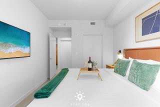 Urban Retreat -Private Balcony - Modern Miami - 2