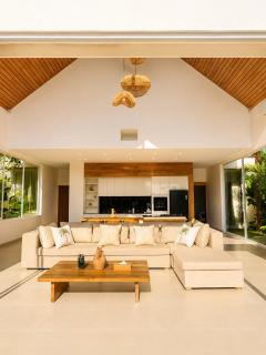 Beautiful Villa Divine 4BR Pool - 4