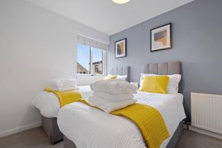 East Beach flat balcony with sea-views jacuzzi - 7