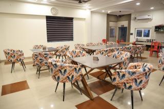 Shree Krishna Hotel & Restraunt - 1