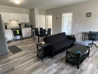 Private Apartment in Southbury 105 - 7