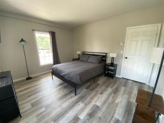 Private Apartment in Southbury 105 - 1