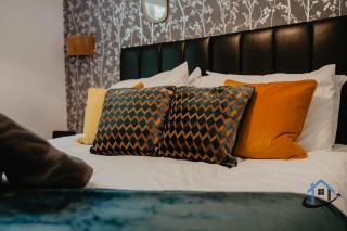 Nightingale House 3 bed house in Derby - 8