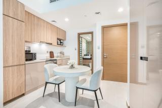 Excellent Home with Canal Views by Missoni - 2