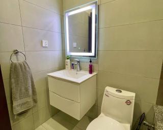 Casa Haven Faisalabad Luxury Family Apartment WiFi Kitchen & Parking - 9