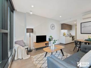 KozyGuru| Melbourne Cozy 1Bed Apt Pool Spa Near QV - 7