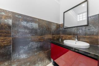 Stylish and Spacious apt in Old Town of Vilnius - 7