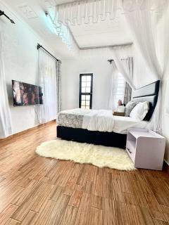 1bed with a swimming pool - 4
