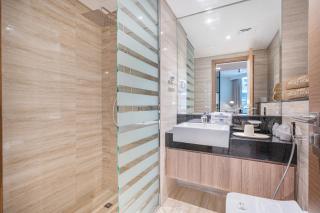Excellent Home with Canal Views by Missoni - 1