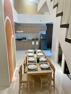 Premier Suites 3BR Condo Pool and Free Parking - 8
