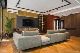 Red Brick Villa by the Forest - 0