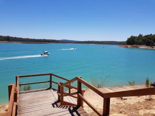 Lake Brockman Tourist Park - Family Tent - 1