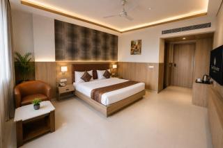 The Elevate Hotel Near Terminal 3 Delhi Airport With- Free Airport Pickup - 7