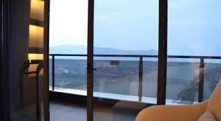 Wyndham Garden Hotel - 1