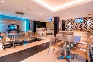 Hotel 88 Mangga Besar Raya 120 Jakarta By WH - Jakarta - 3