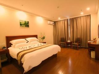 GreenTree Inn Hebei Tangshan North Station Nanhuandao Business Hotel - 2