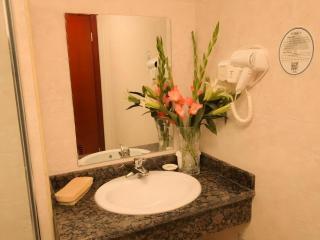 GreenTree Inn Hebei Tangshan North Station Nanhuandao Business Hotel - 2