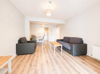 Leixlip Flat Close to Shops and Transport - 5