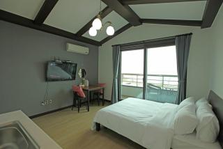 Anmyeondo You and I Pension - 8