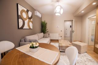 Frogs Luxury Apartments - 3