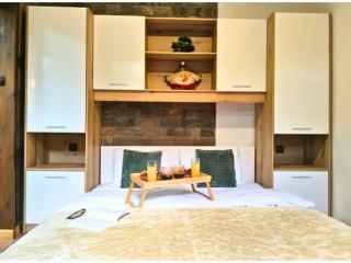 Snow White Luxury Stay Near Gondola & Free Parking - 6