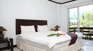 Nakhaburi Hotel & Resort - 3