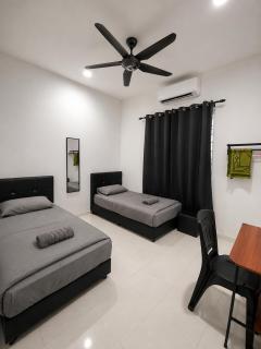 Casaria Homestay Paka - 4