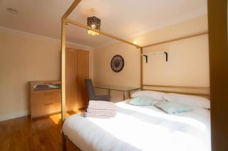 Free parking 7 beds Contractor Large groups - 4