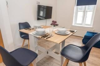 IBEX HOUSE Cozy Modern 2-Bed Flat Free Parking - 5